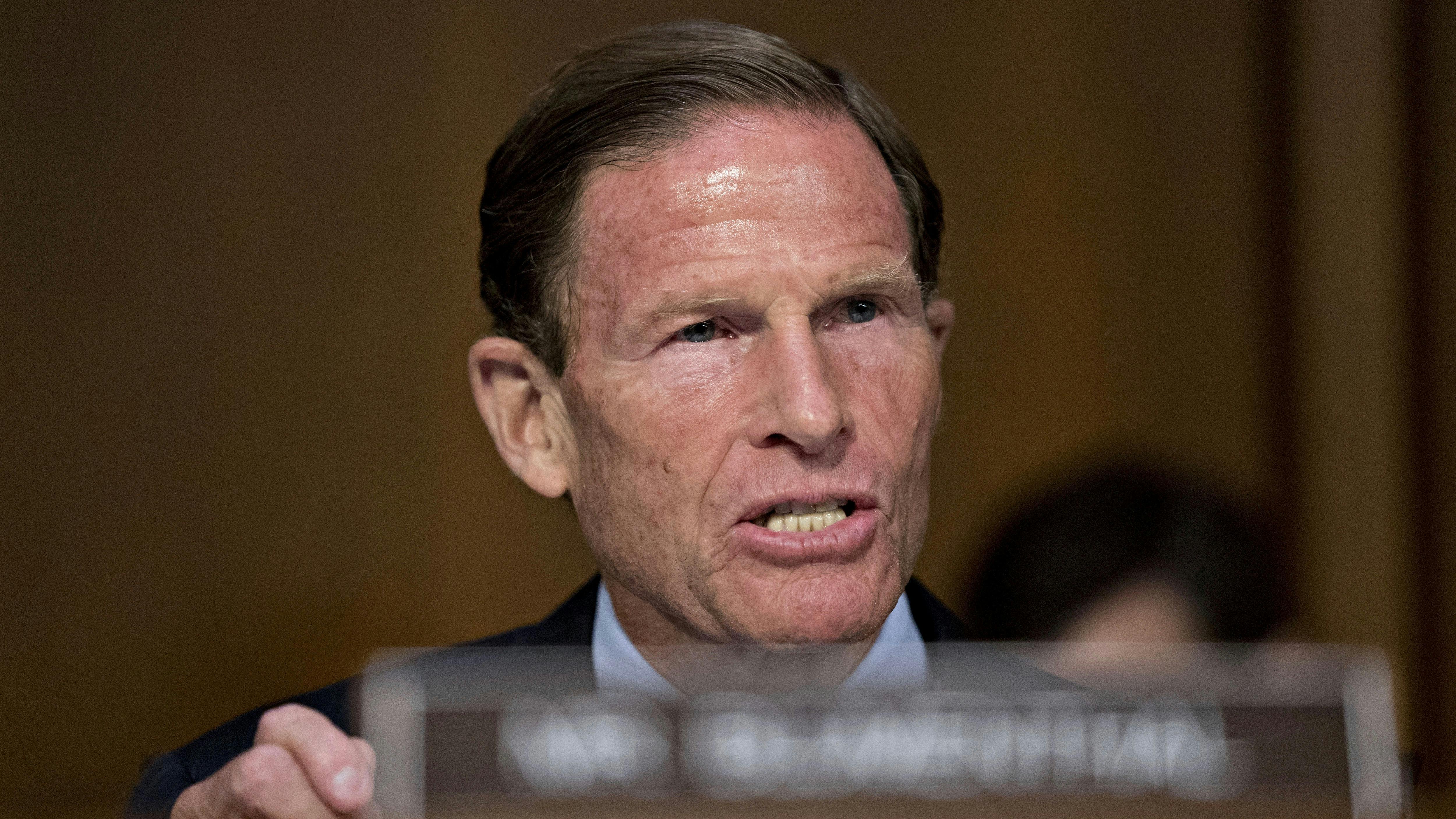 Federal Privacy Law Sees Rare Bipartisan Effort, but Hurdles Persist