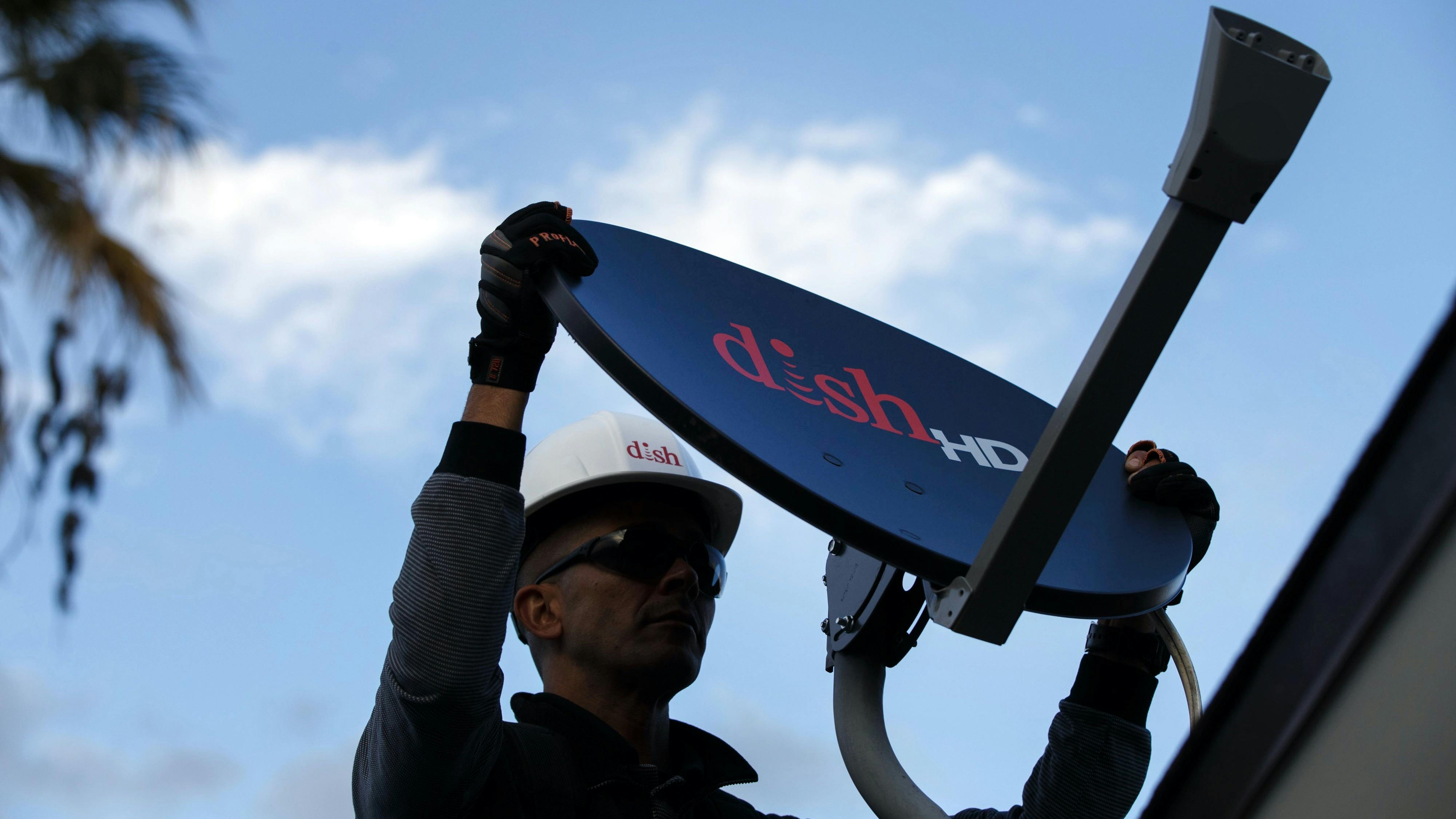 As Cord-Cutting Speeds Up, Cable Operators Start to Surrender