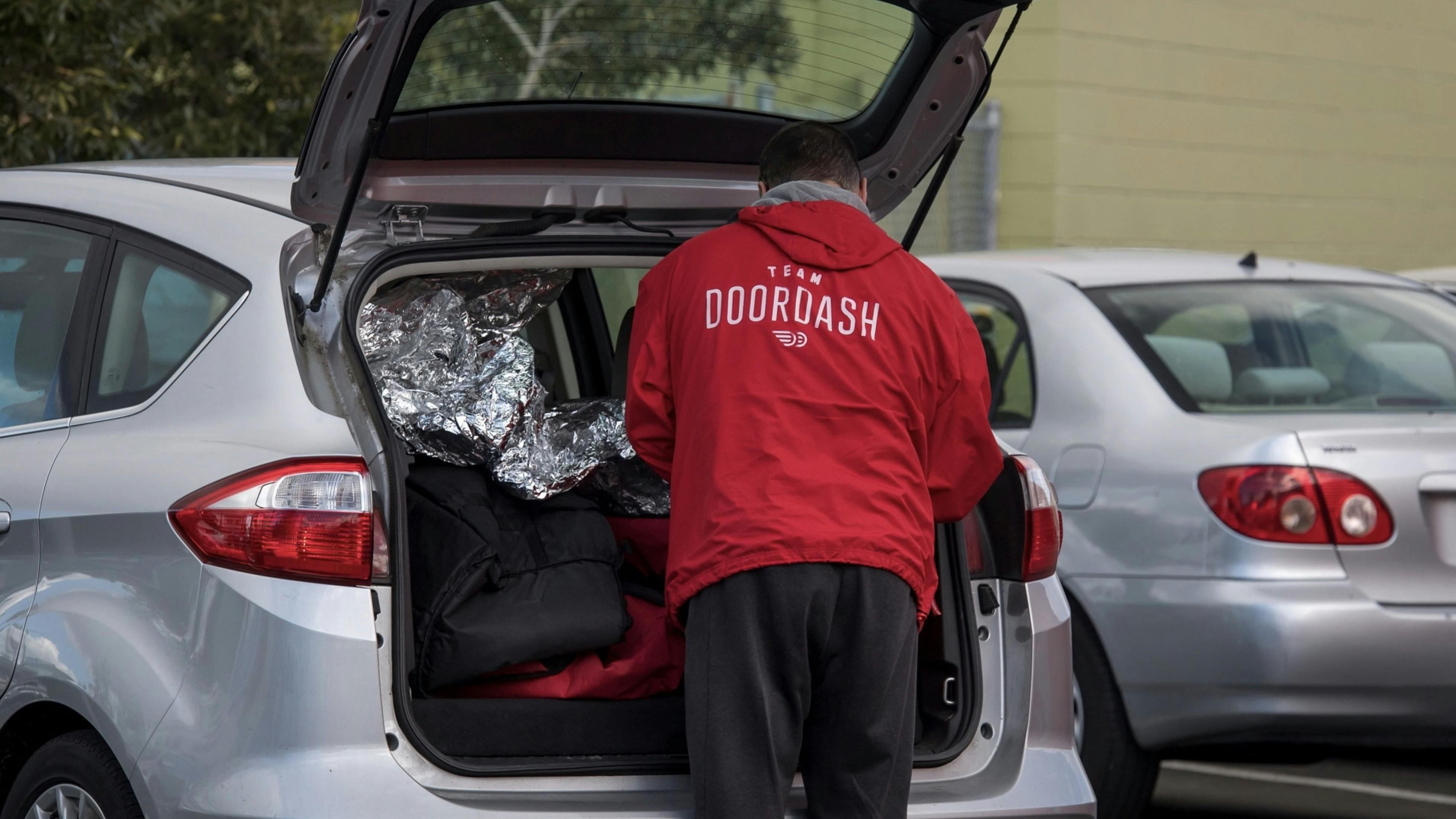 With Public Debut Looming, DoorDash Projected $450M 2019 Loss