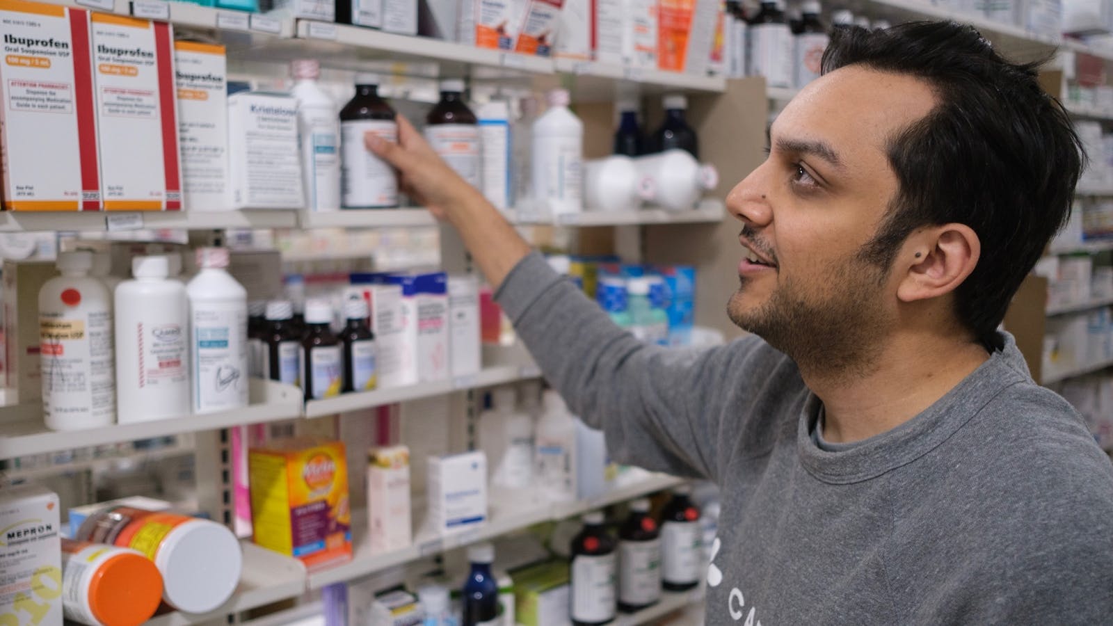 Capsule founder Eric Kinariwala in the company's midtown Manhattan pharmacy. Photo: Capsule