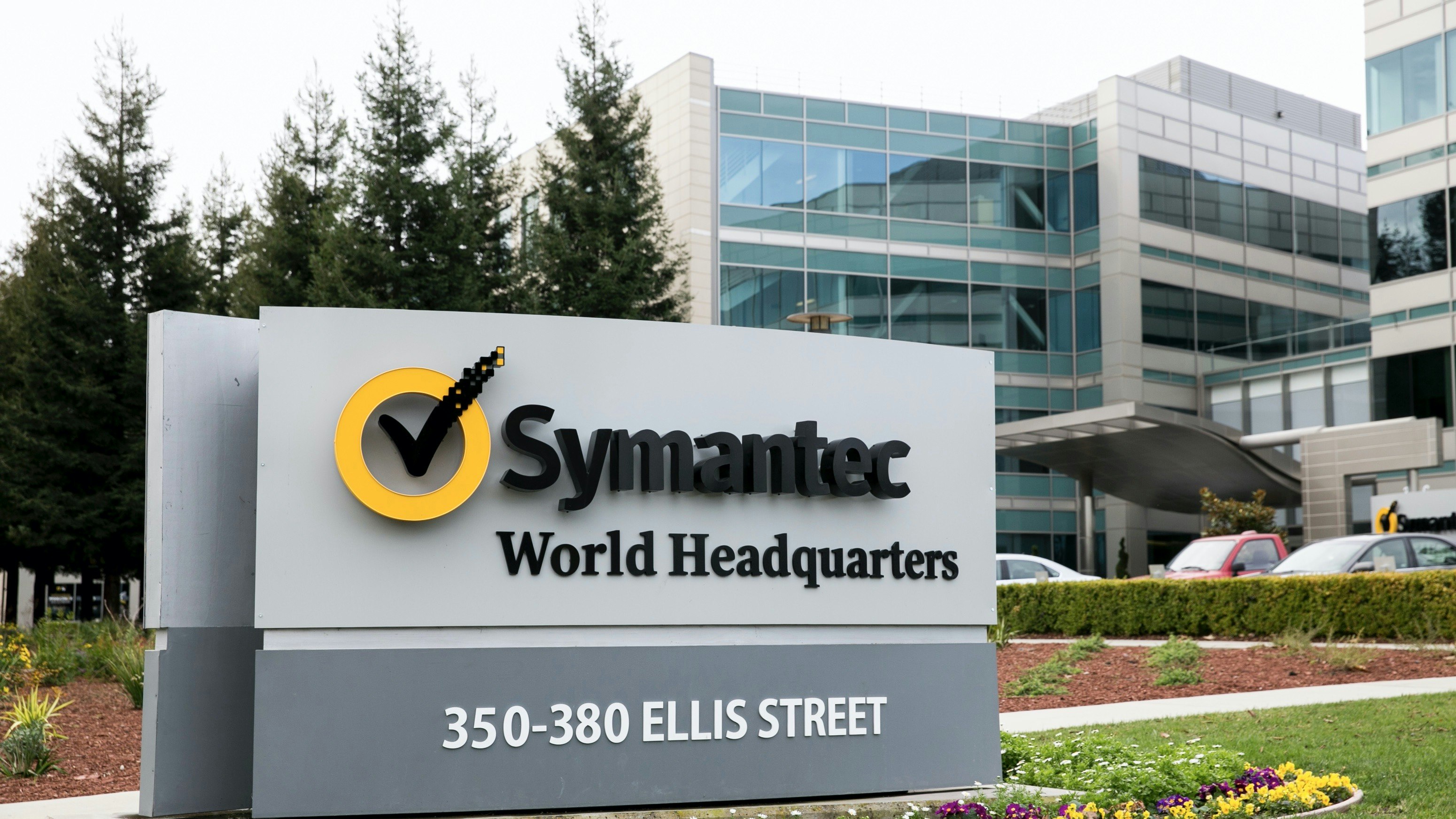 Symantec's former headquarters in Mountain View that Alphabet was expected to buy. Photo by AP