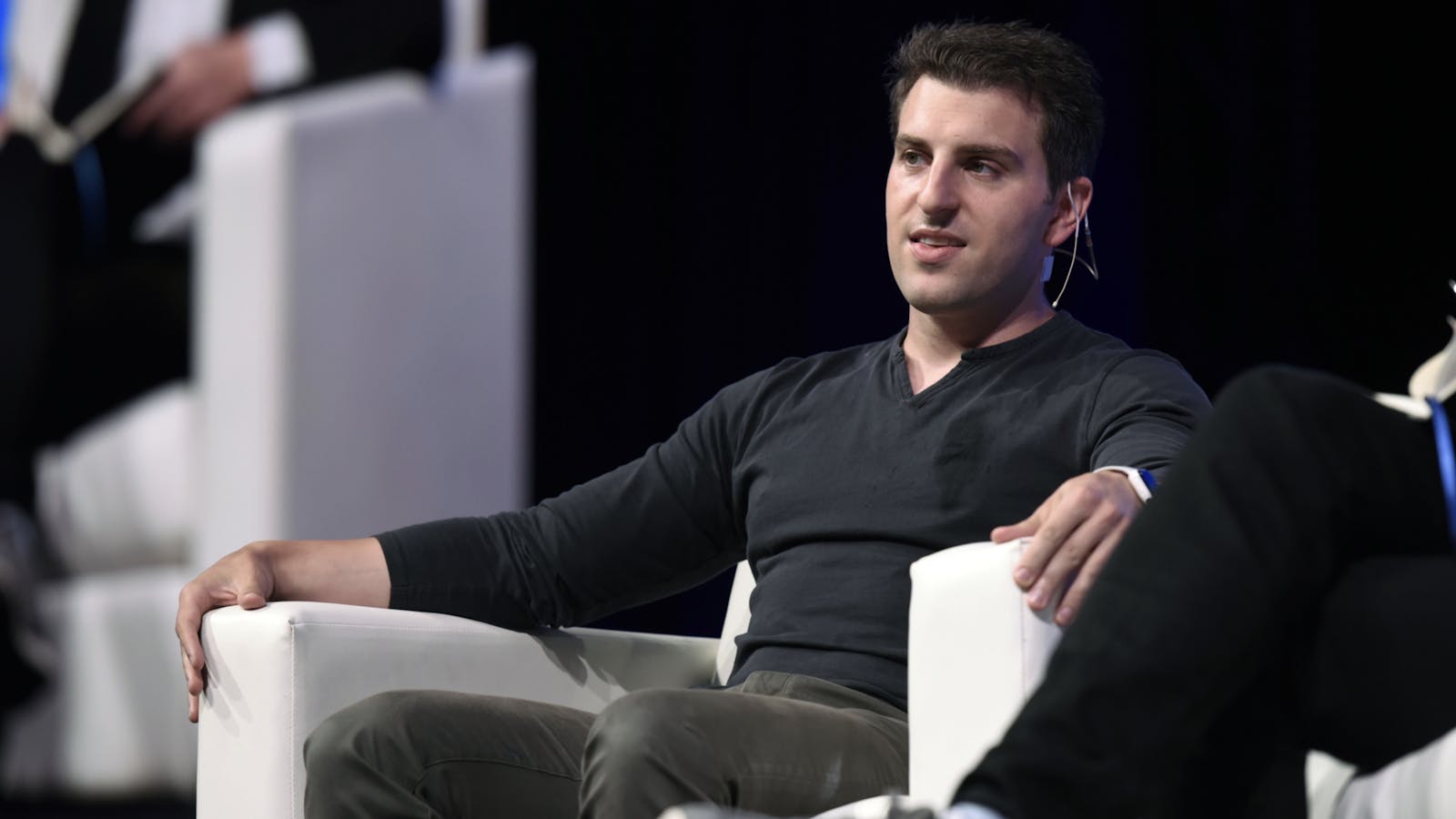 Airbnb CEO Brian Chesky. Photo by Bloomberg