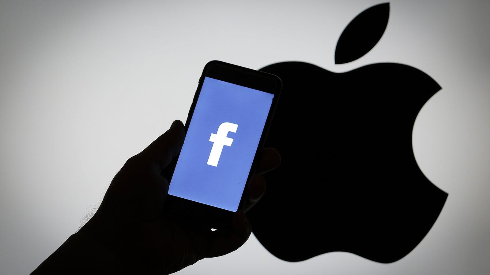 A move by Apple to restrict ad tracking on iPhones and iPads could reduce the effectiveness of Facebook's ad tracking system. Photo: AP