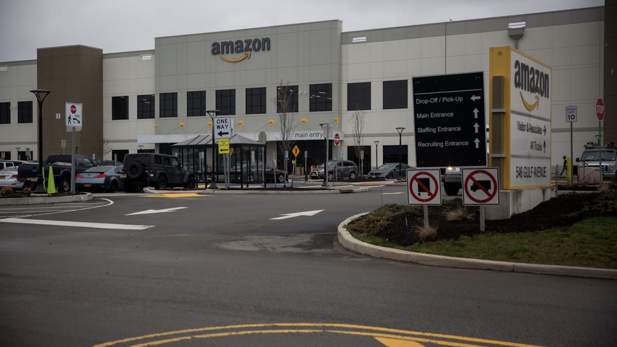 Amazon Quietly Expands LargeScale Covid Testing Program for Warehouses