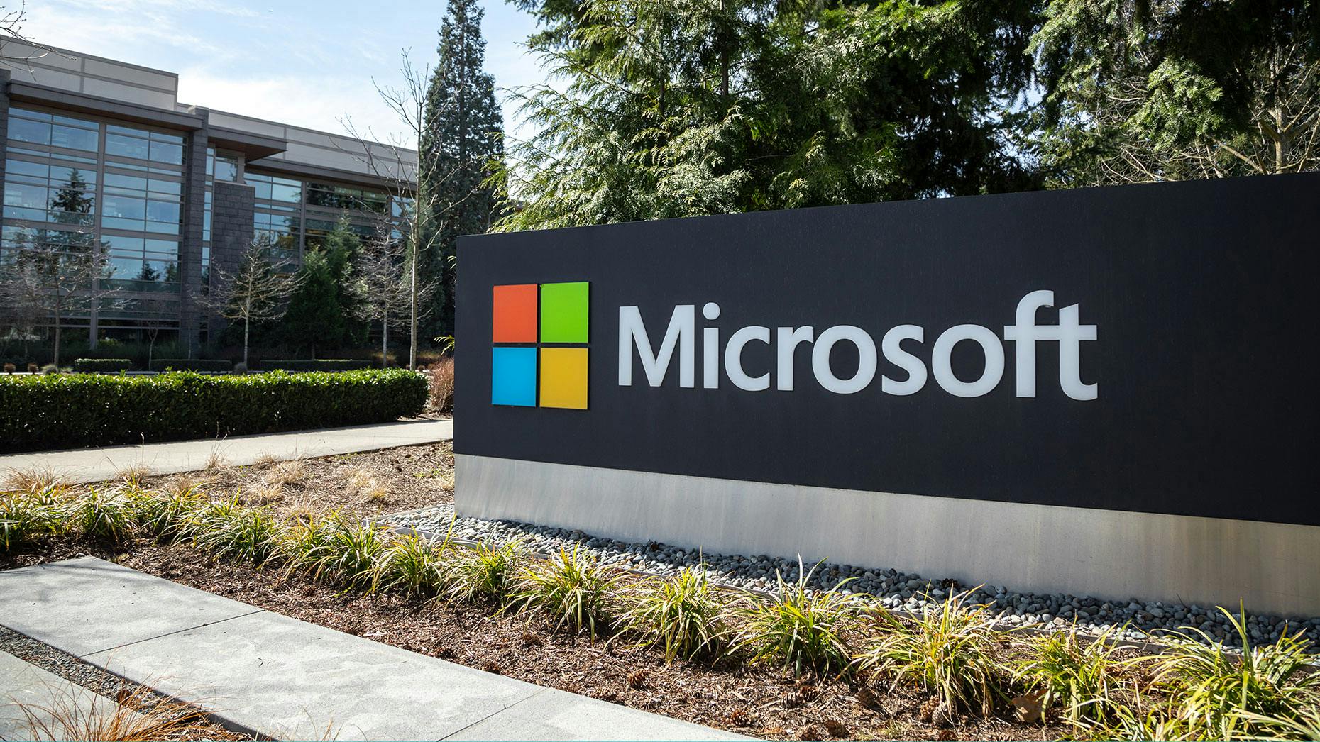 Microsoft’s Changes to Business Software Terms Could Lift Its Cloud Service and Hurt AWS, Google   