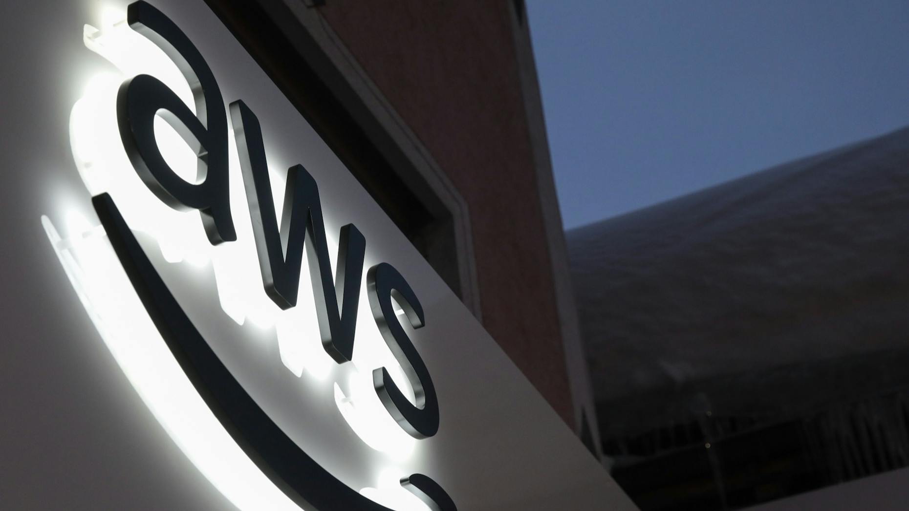 AWS Warms Up to ‘Multicloud’ With Changes to Management Tools