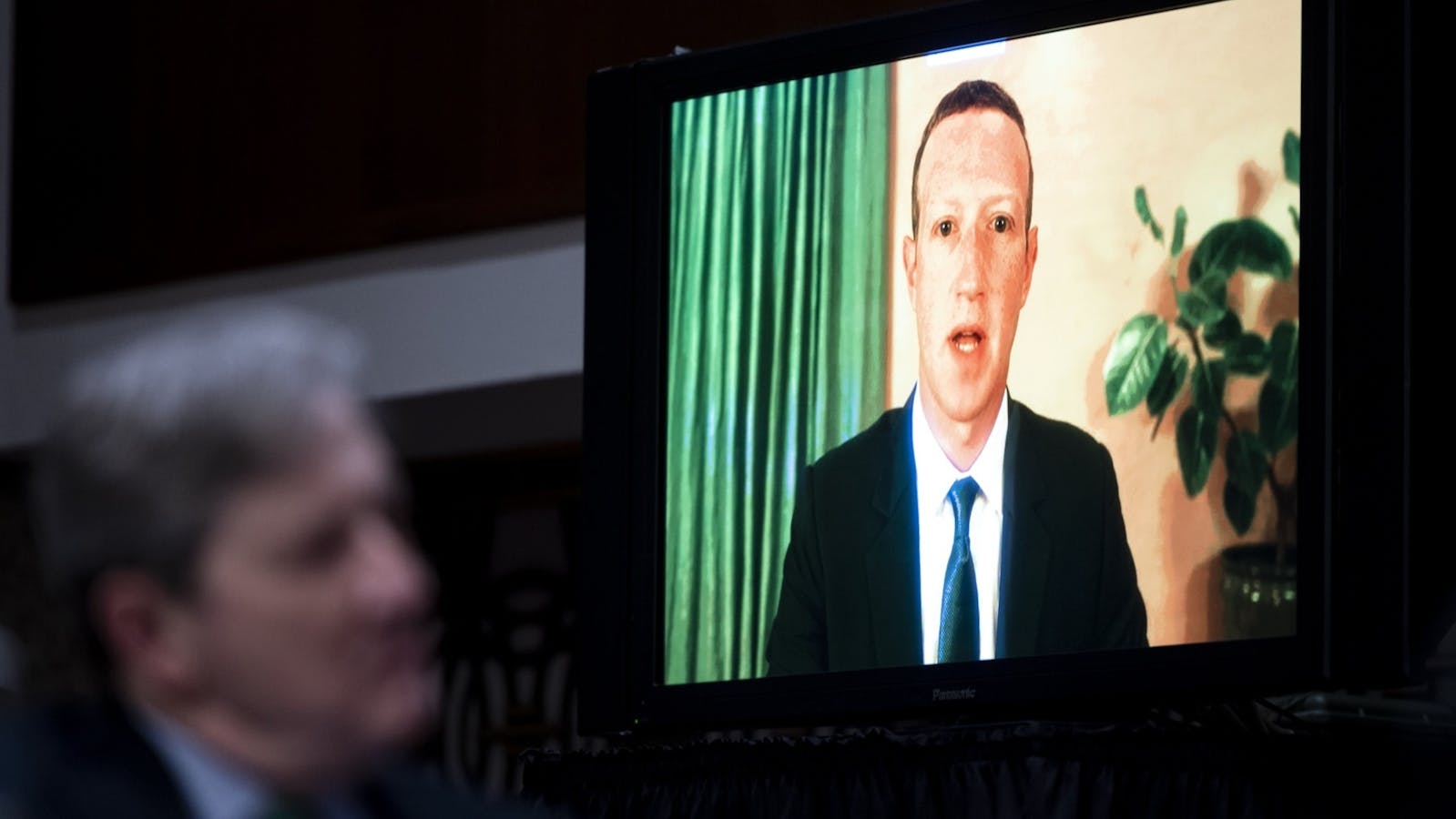 Facebook CEO Mark Zuckerberg speaks remotely during a Senate Judiciary Committee hearing in Washington, D.C., U.S., on Tuesday, Nov. 18, 2020. Photo: Bloomberg
