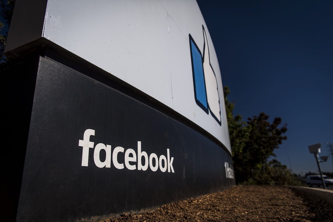 A sign outside Facebook's Menlo Park, Calif., headquarters. Photo: Bloomberg