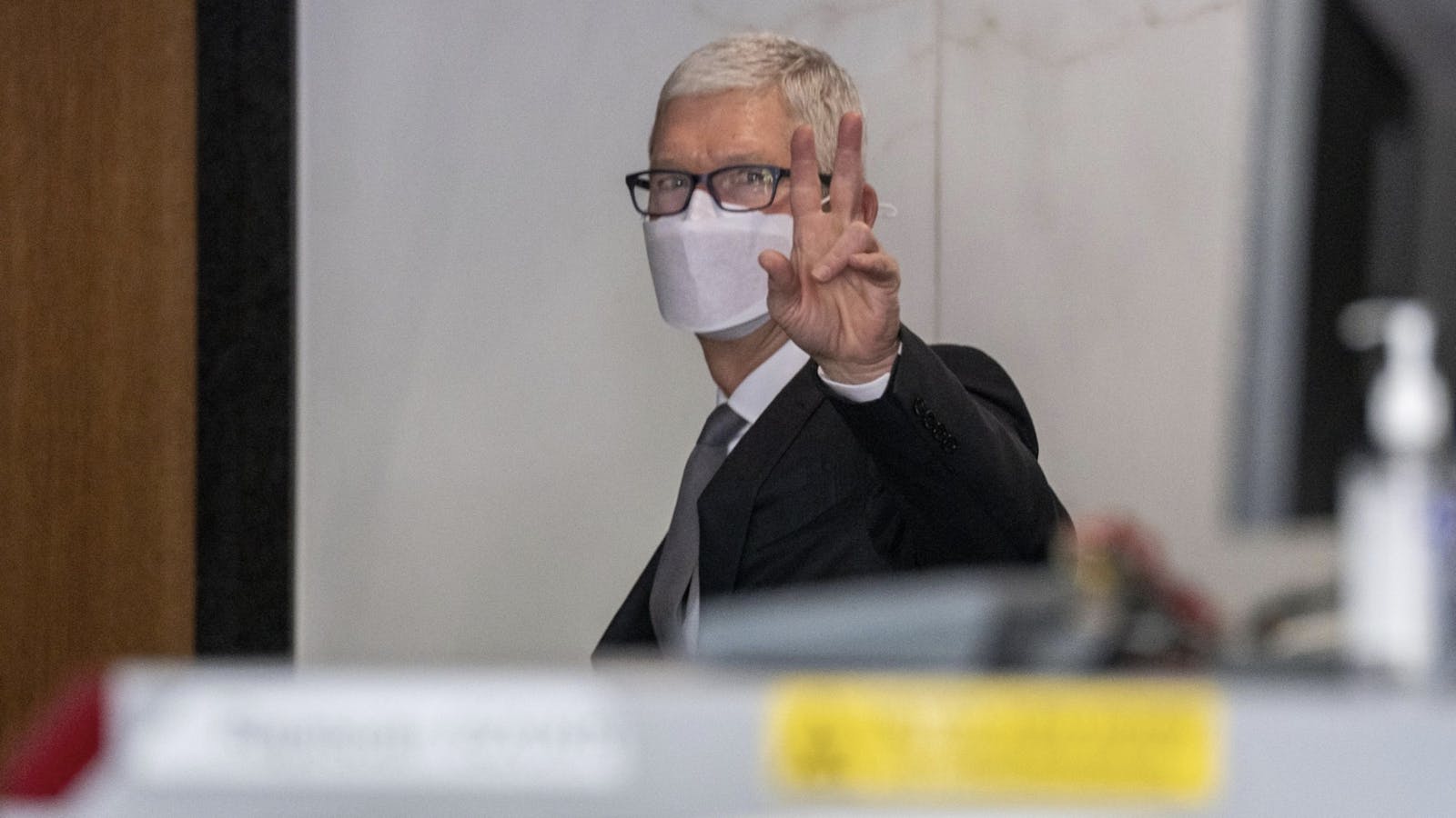 Apple's Tim Cook in the courthouse today. Photo by Bloomberg