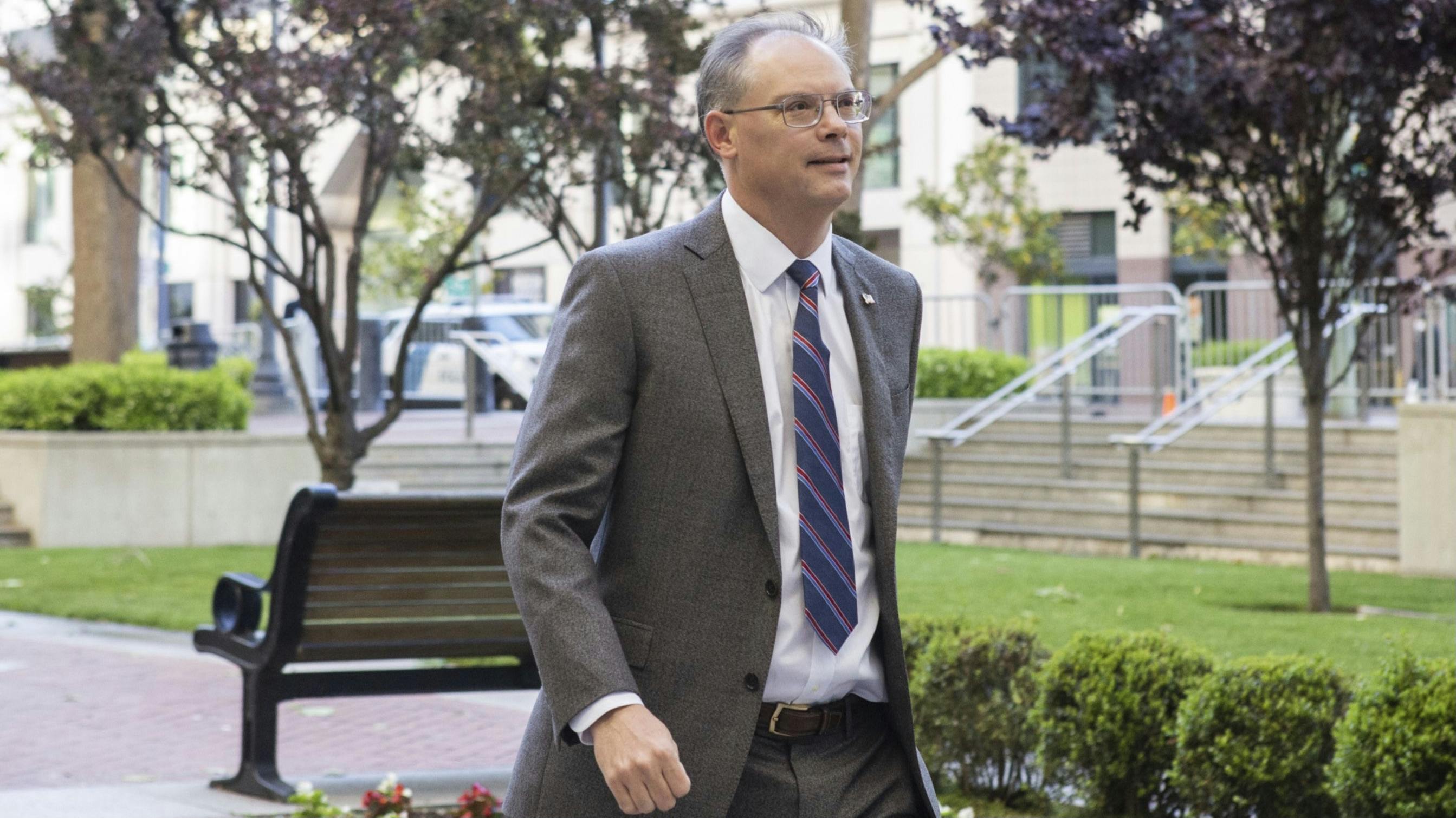 Today’s Lessons in How Apple Wields Power