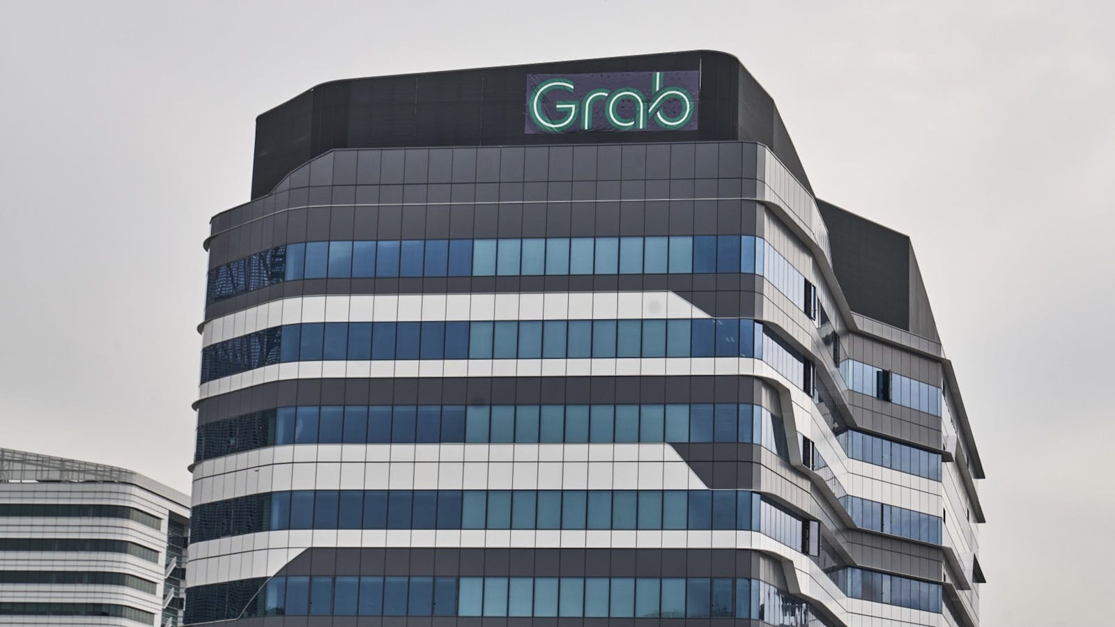 Grab's headquarters being built in Singapore last May. Photo by Bloomberg.