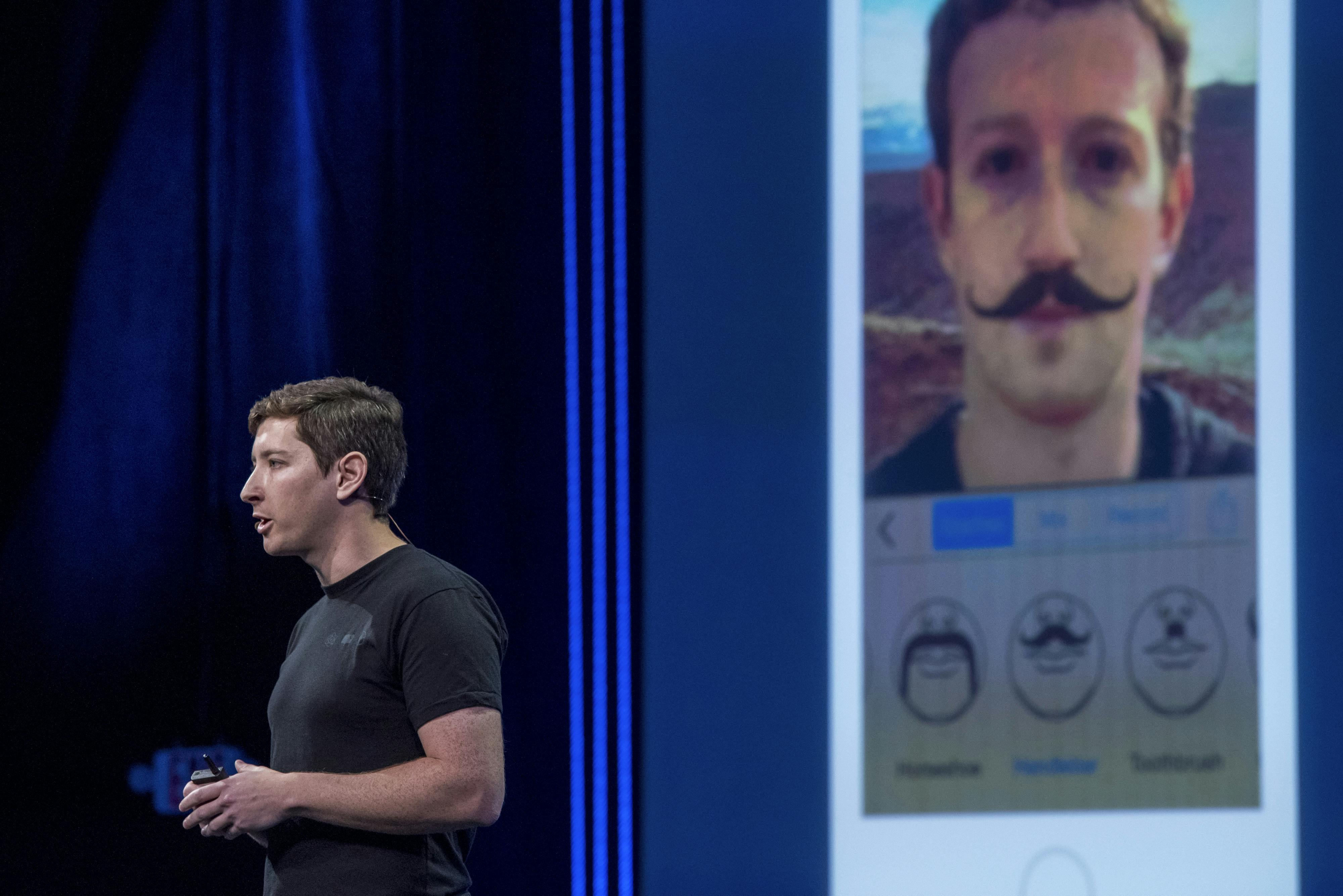 With Messenger Apps Sluggish, Facebook Eyeing Games