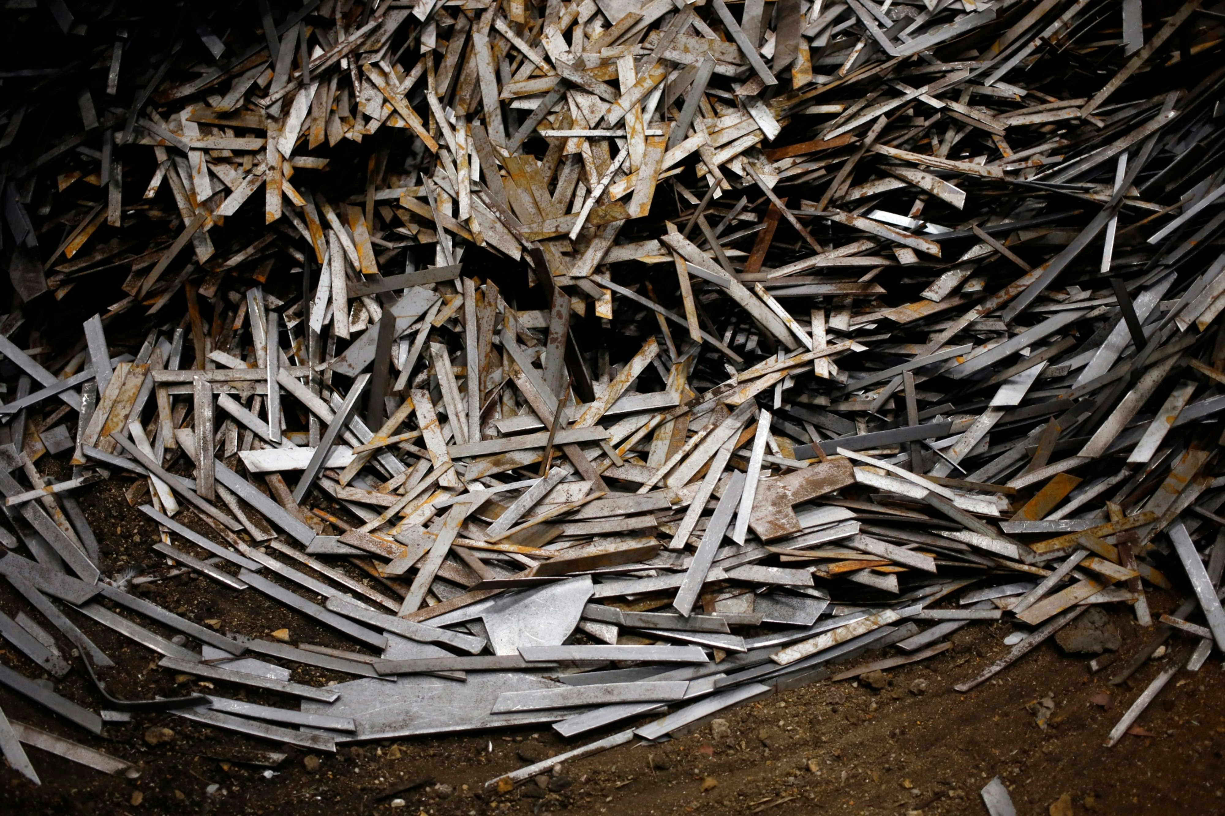 Scrap iron, abundant in the U.S., could be a key raw material for LFP. Photo: Luke Sharrett/Bloomberg