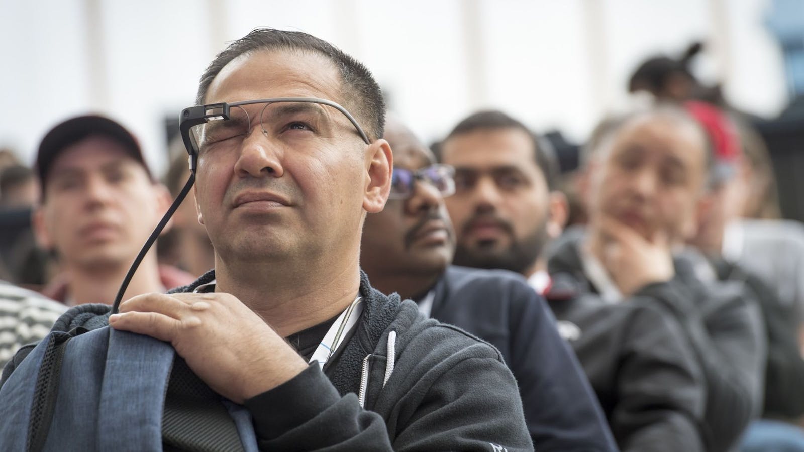 An attendee using Google Glass at 2019's I/O conference. Photo: Bloomberg.