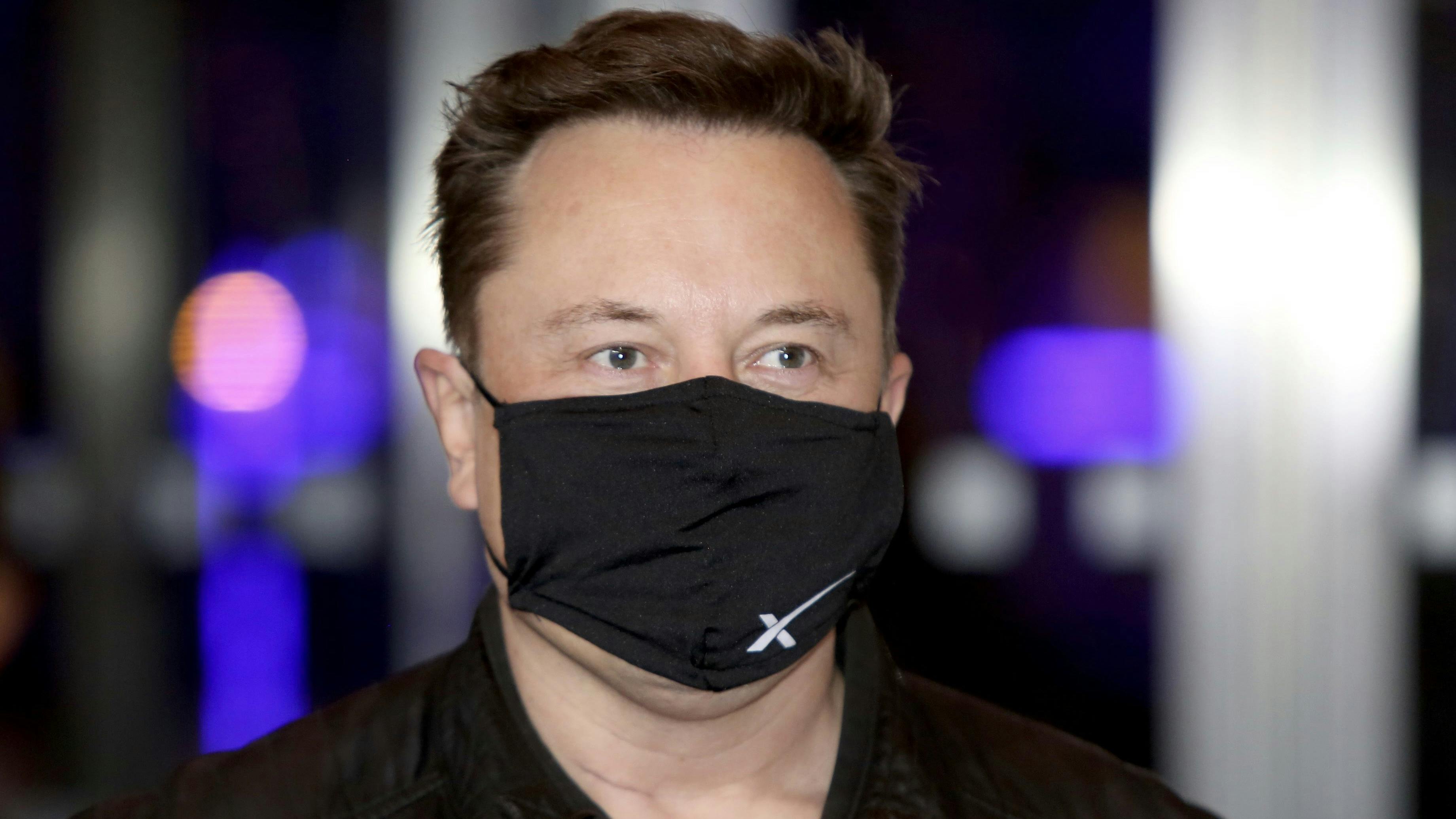Musk’s Latest Twitter Move May Not Be as Crazy as It Seems