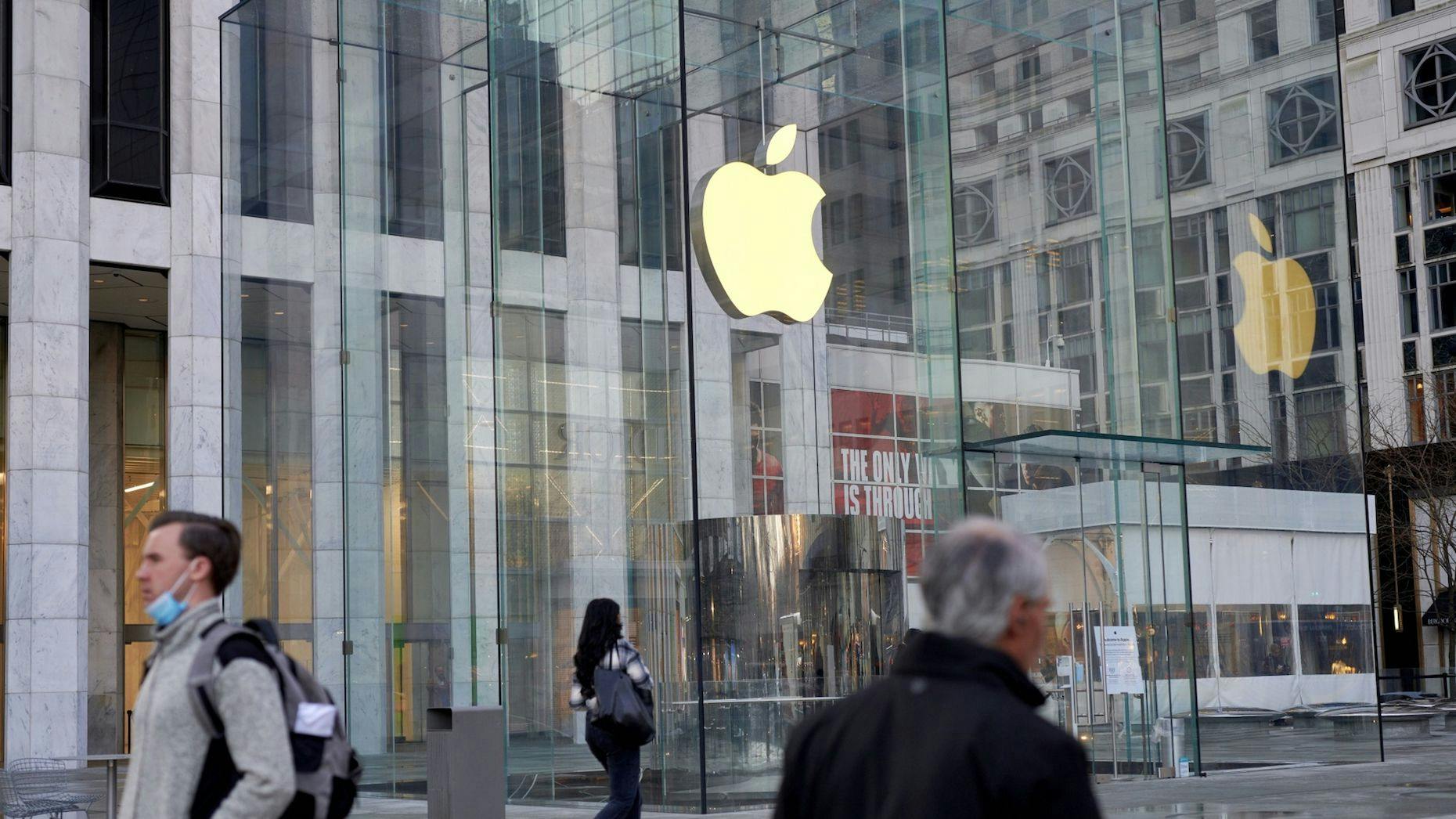 The New Details on Apple’s Long Headset Journey