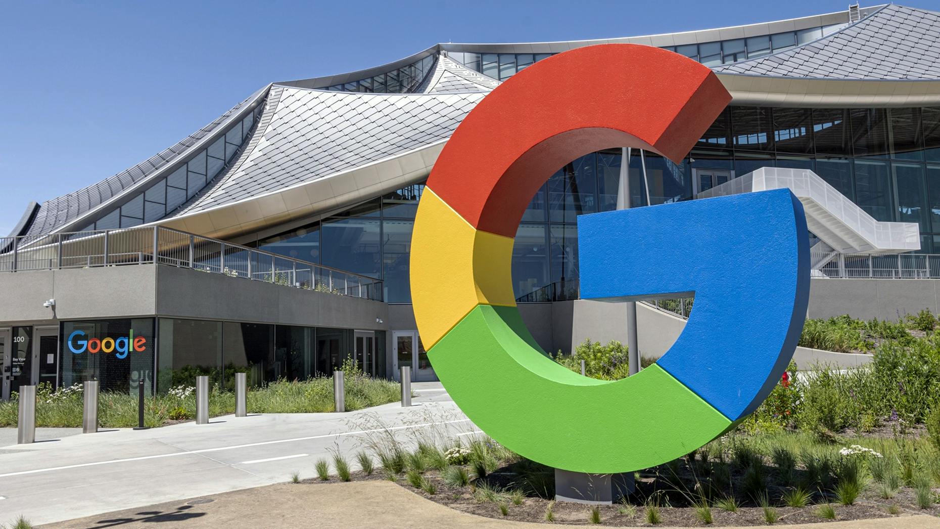 Google’s Head-Scratcher, Microsoft’s Slowing Azure