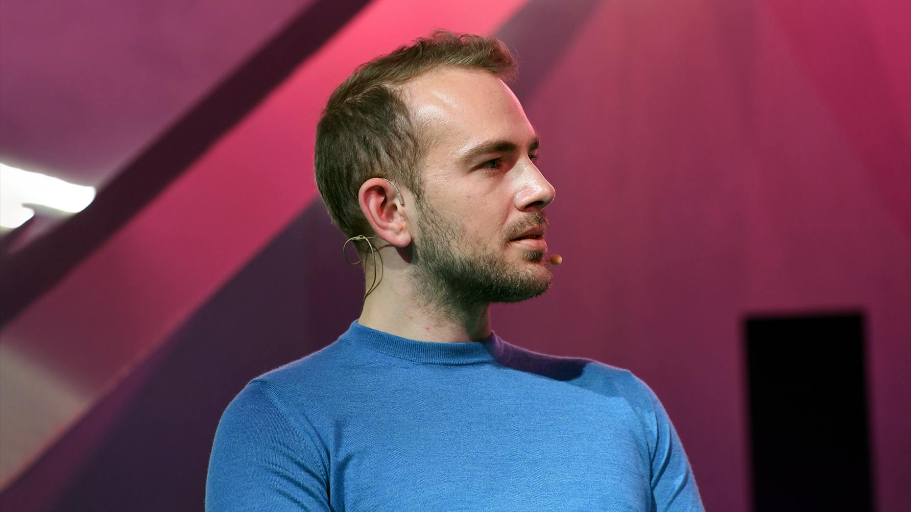 OpenSea CEO Wants to Work With Apple on NFT Apps