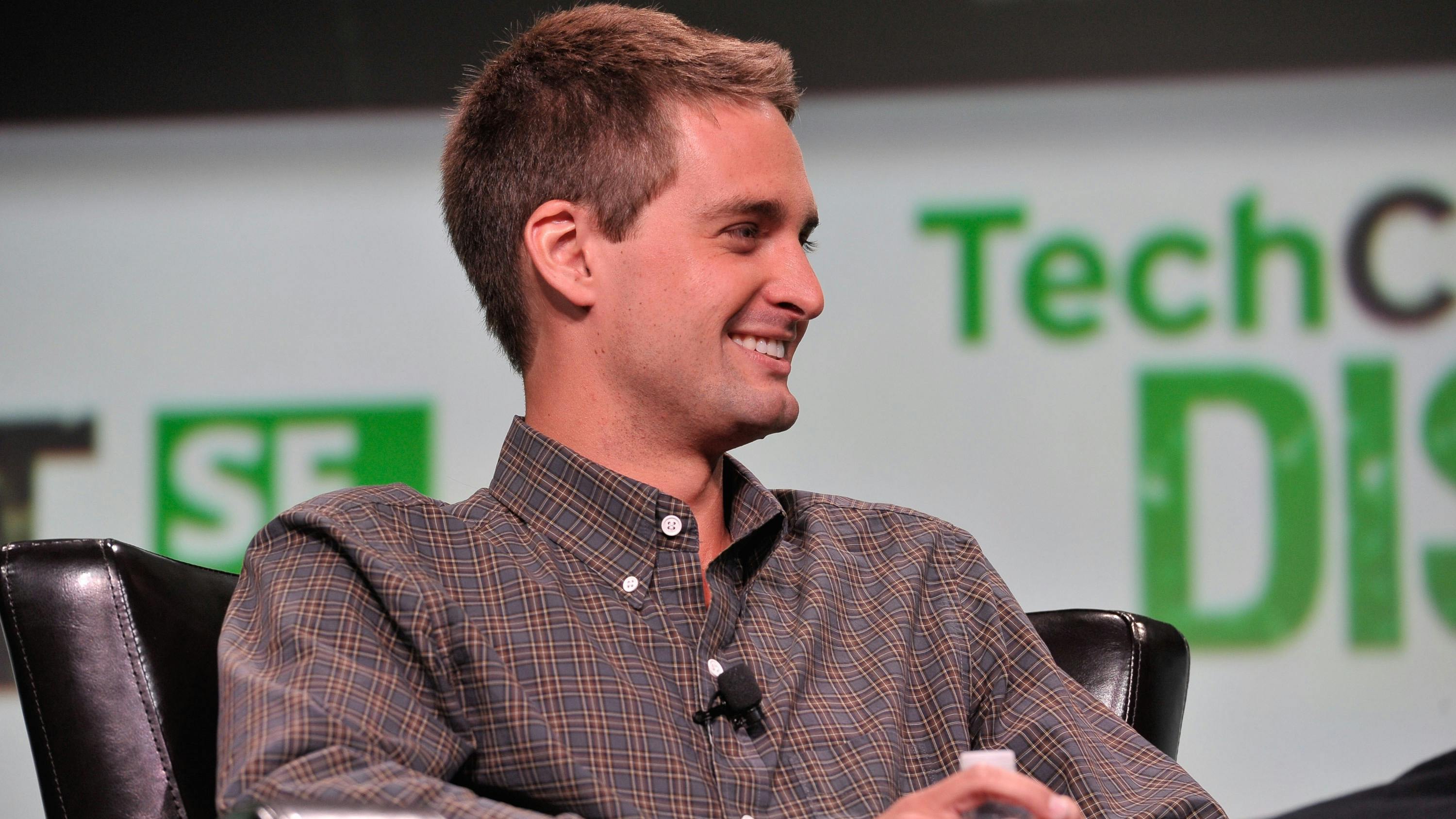 Snapchat Faces Rivals for Ad Dollars: Social Media Stars