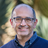 Zoubin Ghahramani portrait